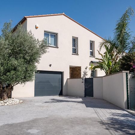 Les Villas Black&White Palau-del-Vidre Exterior foto